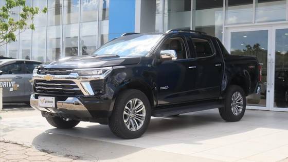 CHEVROLET S10 2.8 16V TURBO DIESEL HIGH COUNTRY CD 4X4 AUTOMÁTICO